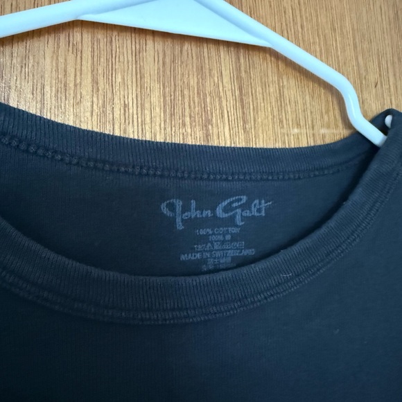 Brandy Melville Black Long Sleeve Crop Top - Picture 2 of 3